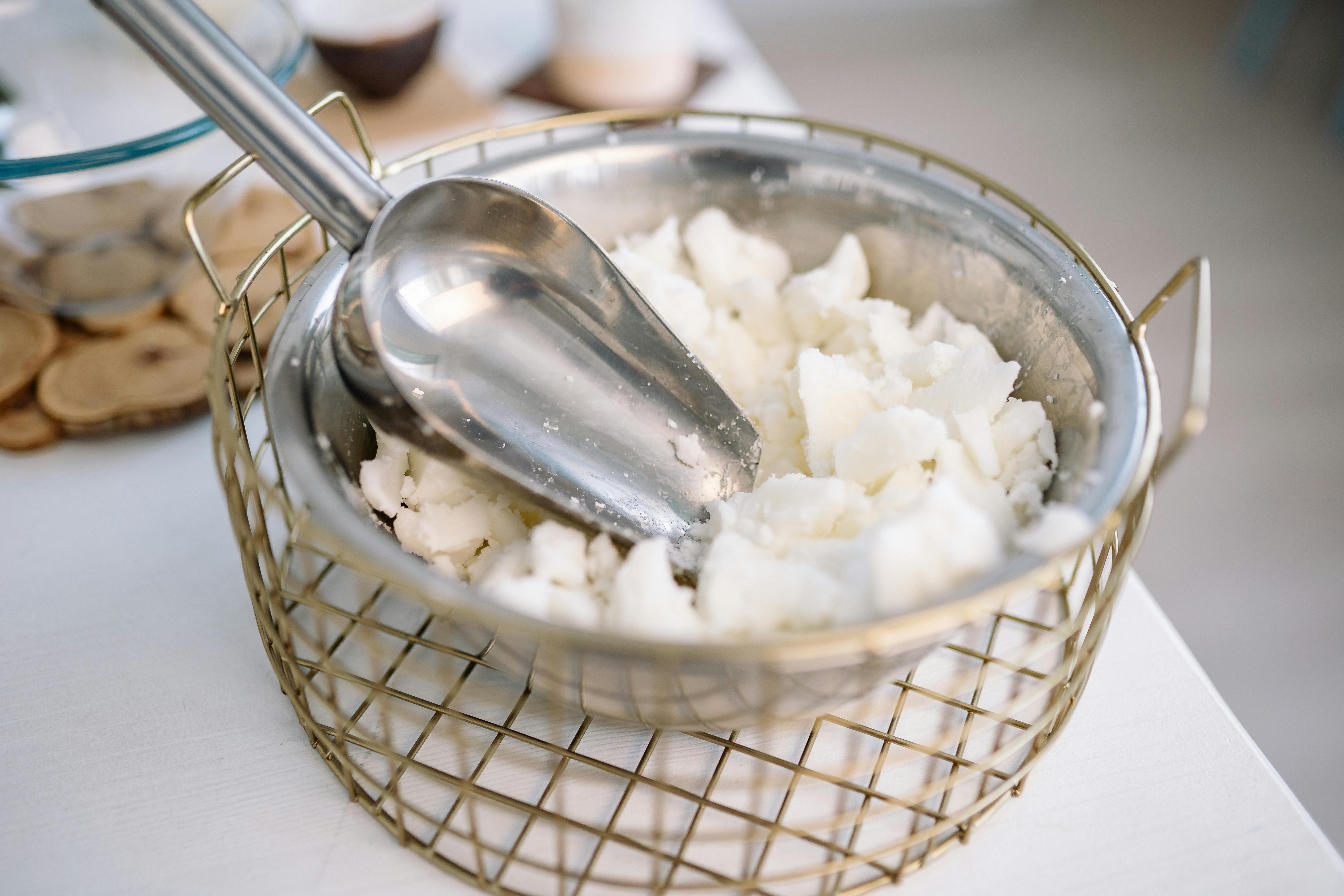 3.575 Additifs alimentaires →E903; Cire de carnauba